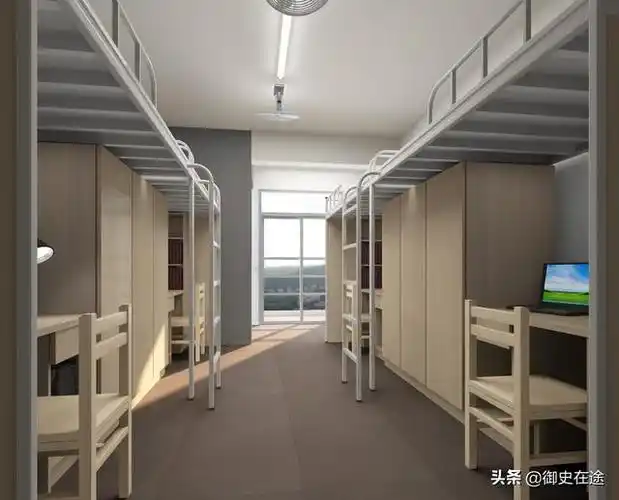 晚上舍友打游戏到12点多才睡也是十分正常的现象,大学生也一定要尽量