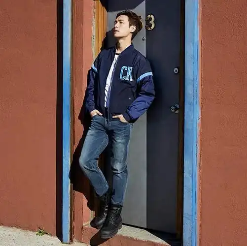 ck jeans张艺兴同款 男装双面穿棒球夹克外套