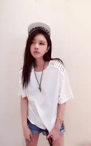 周扬青生活照写真