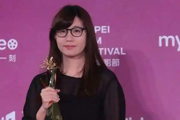 金马奖不当言论说了啥傅榆发表获奖感言惹巩俐愤怒