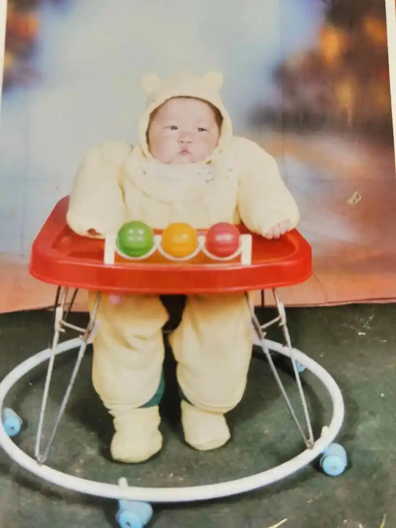 最珍贵的照片 #小时候的样子 #无忧无虑的年纪  - 抖音