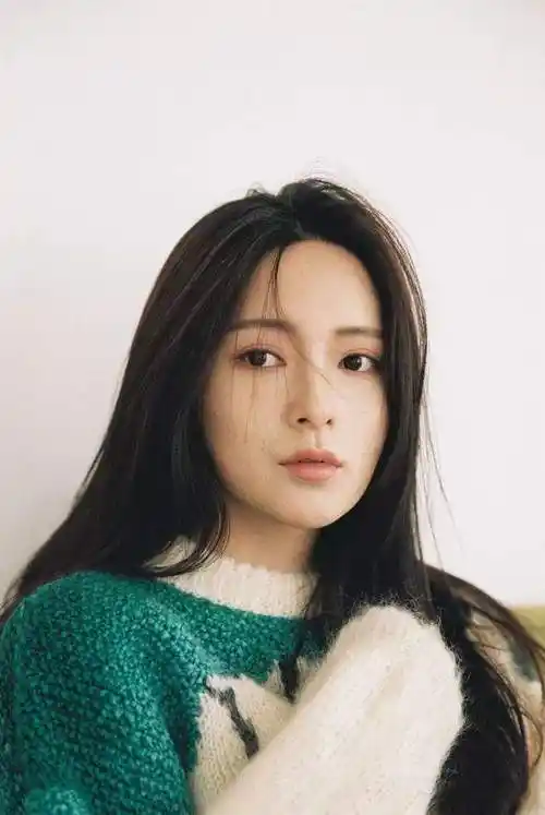 气质女神孙安可的时尚穿搭衣品与身材颜值成正比高级感爆棚