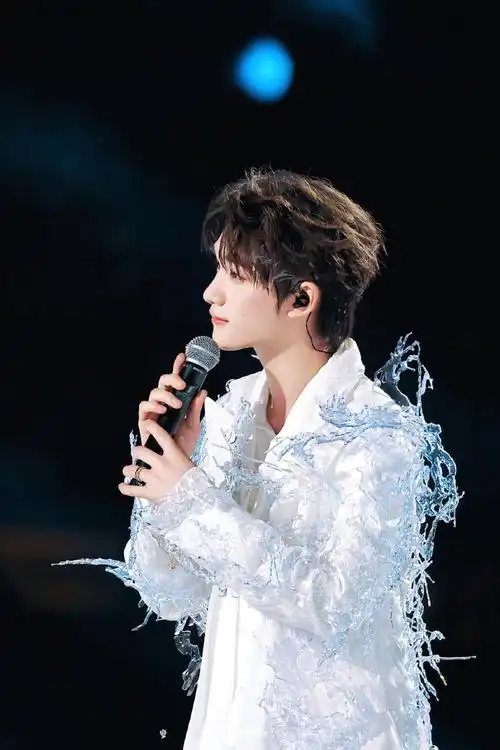 丁程鑫理想之途演唱会