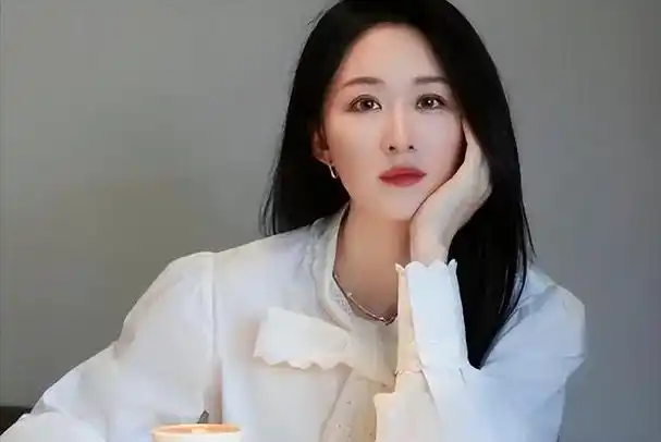 张雯气质不比刘亦菲差因扮演的角色而讨厌她为什么不受欢迎