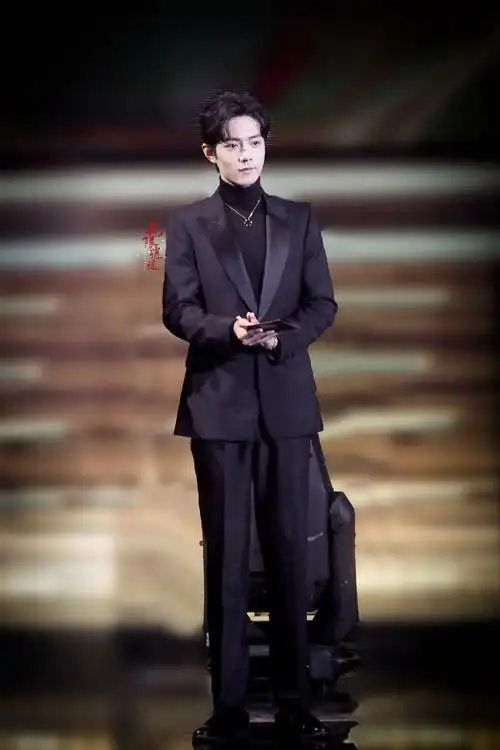 7960 33363336 0900 756779 0303#肖战