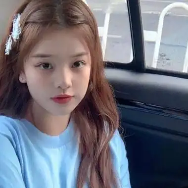 日本萝莉嘟嘴卖萌头像图片女生小清新