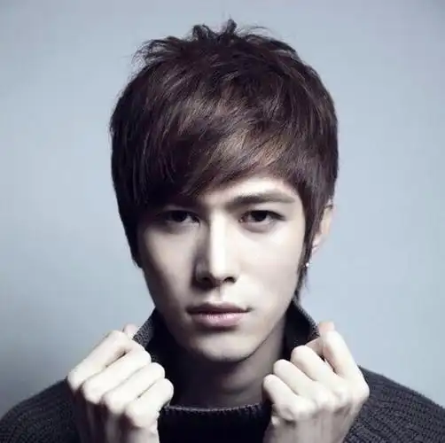 当红小鲜肉们最想删掉的照片:鹿晗是个谜 井柏然会想打死自己吧