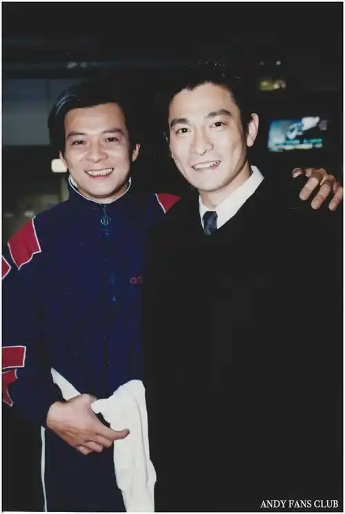 刘德华苗侨伟黄日华梁朝伟汤镇业的友情岁月!_华仔_发展_时代