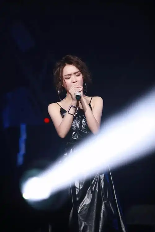 庄心妍sawthelight巡回演唱会2019河源站正式开售