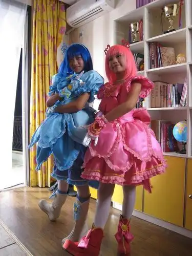 这真是当年《巴啦啦小魔仙》被吐槽长得丑的主角们吗?