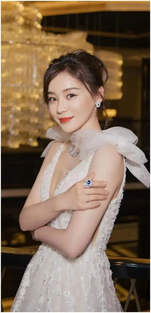 袁姗姗高清美图_新浪新闻