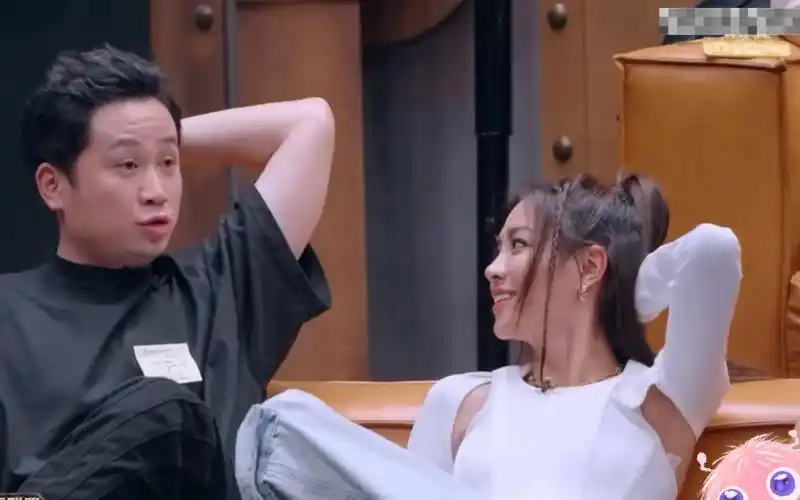 谢可寅小时候就决定只做这行了啊 好厉害