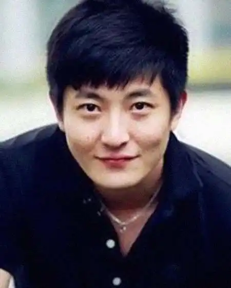 郭京飞简历名人简历