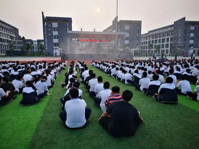 消防进校园,师生零距离学灭火 ——单县创新路中学消防演练纪实