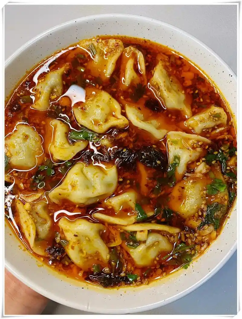 91没胃口?来试试这个酸汤水饺吧!