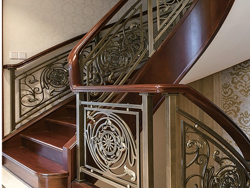 装修别墅欧式楼梯扶手主题风格
