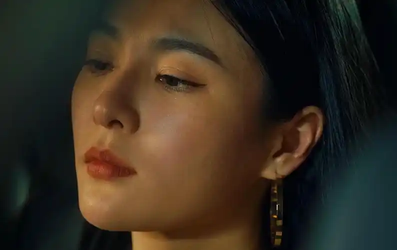 陈小春主演的《无间风暴》,居然拍出了难得的新意