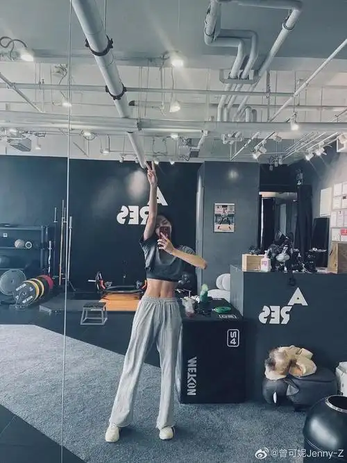 p的,做的,医美的,她们的腹肌有没有真的?|肌肉|马甲线_网易订阅