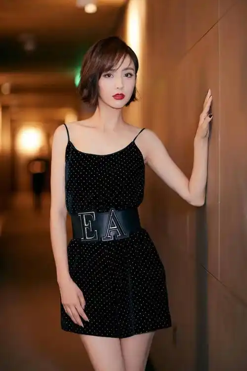 演员佟丽娅经典照片合集