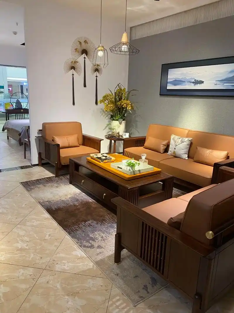 沙发是客厅的焦点,也是客厅颜值的保障!新中式的简约,实木的温 - 抖音