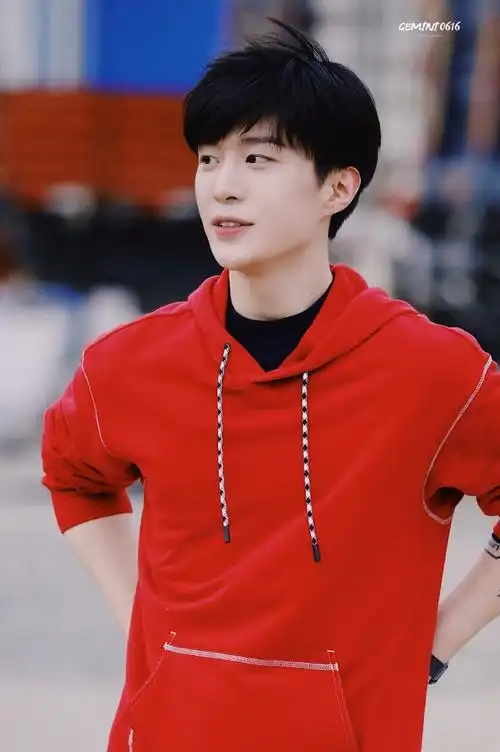 范丞丞0616生日快乐