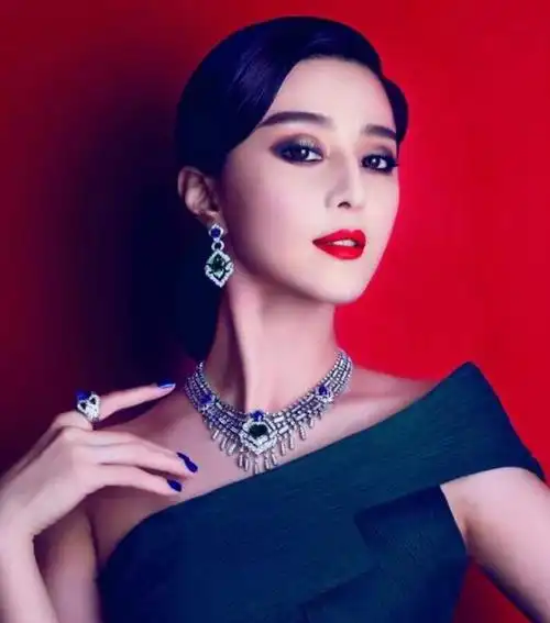 化妆是所有女孩子都比较喜欢的 怎么判断适合浓妆还是淡妆? - 化妆技