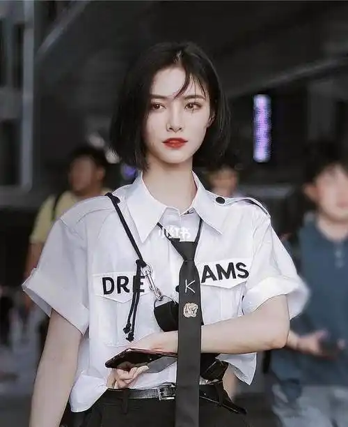 许佳琪鞠婧祎古装同,谁才是女主脸?现实中同鞠婧祎遭秒杀!