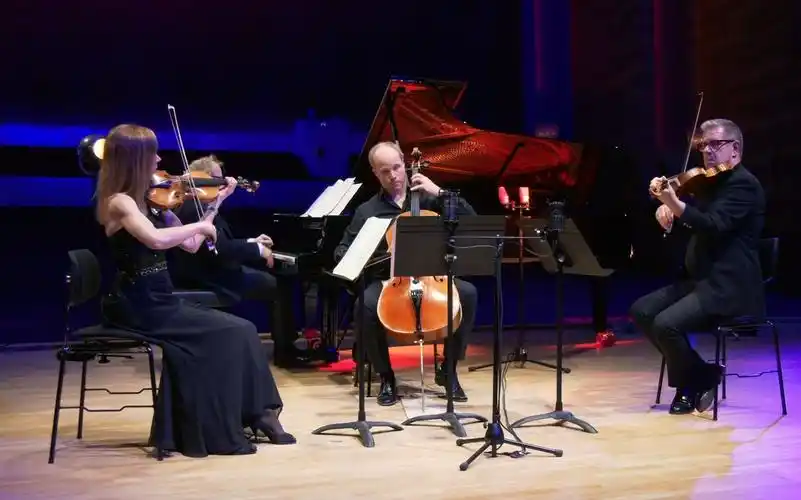 莫扎特《钢琴四重奏第一号》