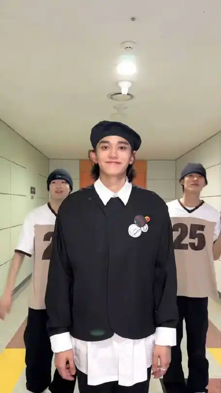 黄旭熙新歌舞蹈挑战##黄旭熙solo曲舞蹈挑战