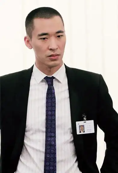 黄立行让圈内无数女星倾慕,他的魅力可是不容小觑