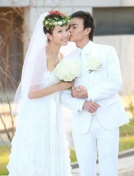 斓曦结婚照_斓曦婚纱照-天晟网