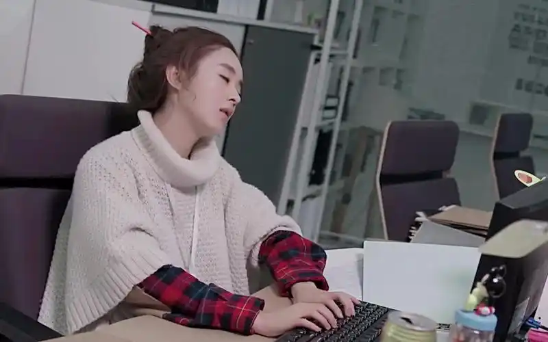 赵丽颖 打哈欠合集 萌萌你清醒一点!