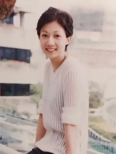 吴绮莉晒性感照引回忆,曾经那些女神的绝代风华已成追忆