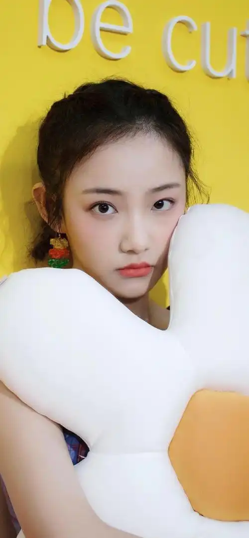 iphone壁纸##吴佳怡##明星壁纸# 吴佳怡. 来自手机壁纸么 - 微博