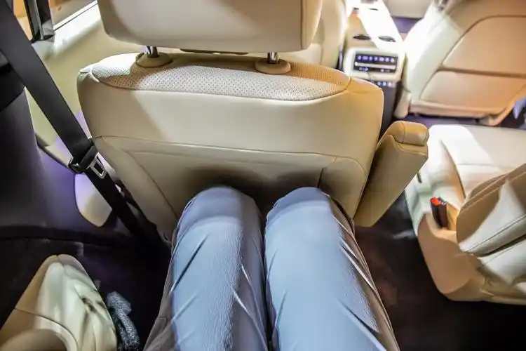 理想 l9 深度解析:"家用 suv"的多元宇宙