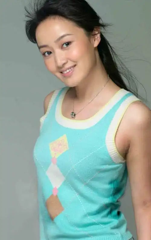 而且据说还不止这一次,都知道赵子琪现在的老公名叫路金波,是个出版人