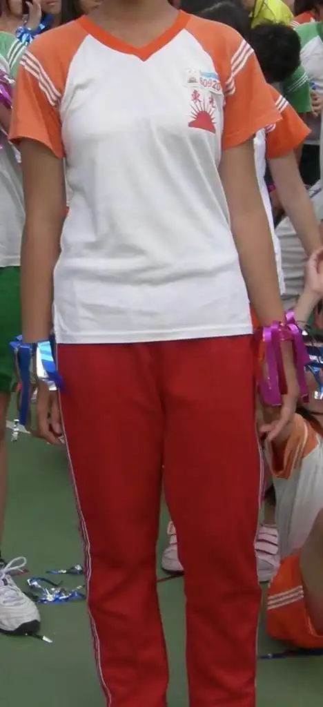 以11岁女孩来说这样发育算好吗