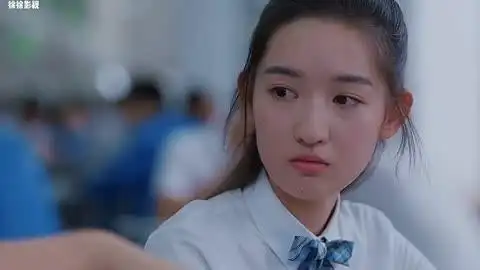 少年派:邓小琪身世被曝光关键时刻妙妙伸出友谊之手