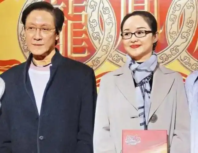 回顾被人遗忘的电影大亨向华胜独宠张敏9年64岁病逝无子女送终