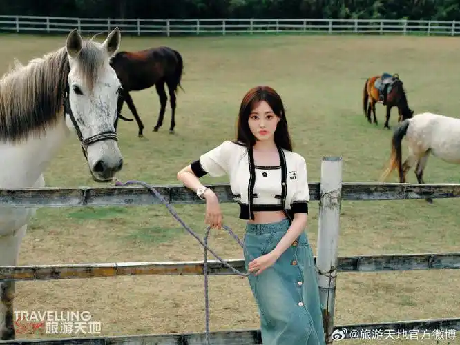 旅游天地##祝绪丹旅游天地三月刊封面##祝绪丹西双版纳春日明媚大