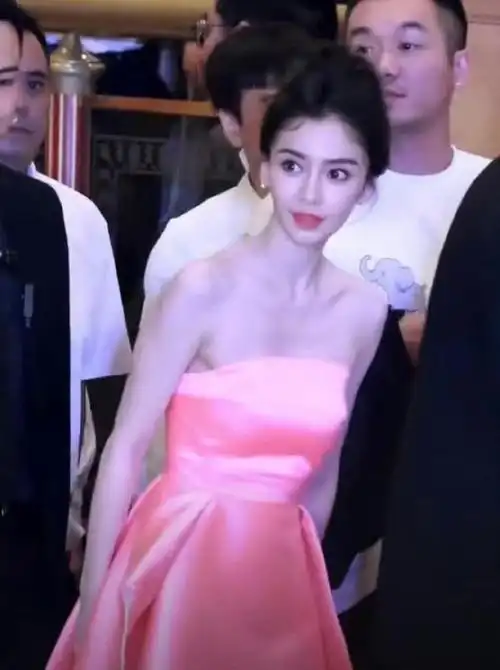 杨颖|倪妮|礼裙_网易订阅