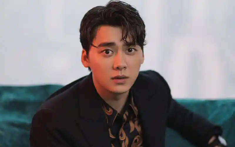 大陆明星,高清,帅气,李易峰,魅力,壁纸,1920x1200