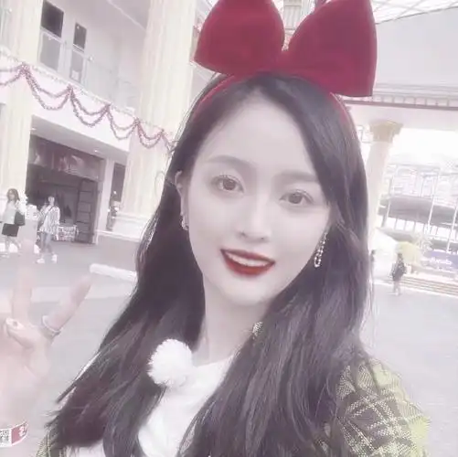 火箭少女101-吴宣仪头像