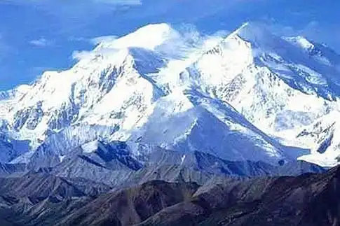 有什么史料可以证明长白山上有青铜门是真实存在的呢?