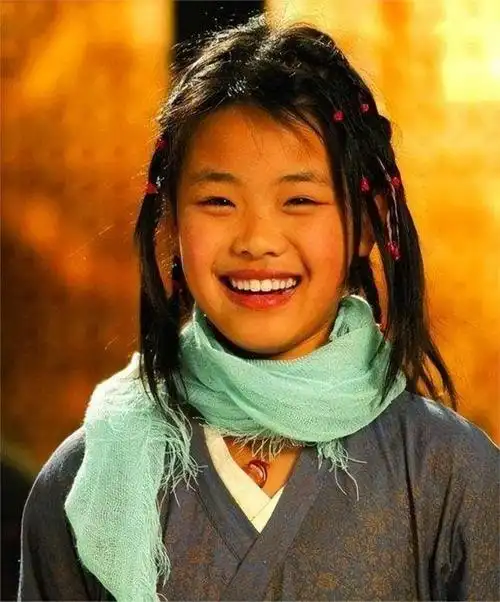 嘎子与英子又重逢,嘎子健壮如牛,28岁的英子上演丑小鸭变白天鹅