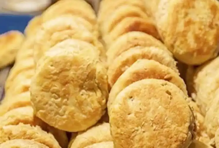 河南安阳特色小吃水冶酥烧饼
