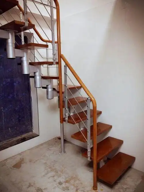 【求助】鱼尾型三踏步拐角楼梯平台详细尺寸,在线等