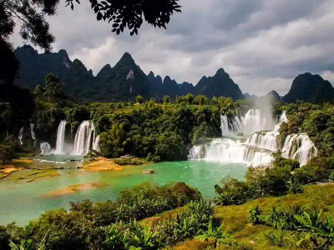 广西5a景区德天瀑布