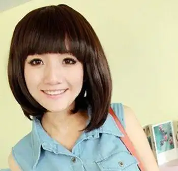 不对称波波头发型