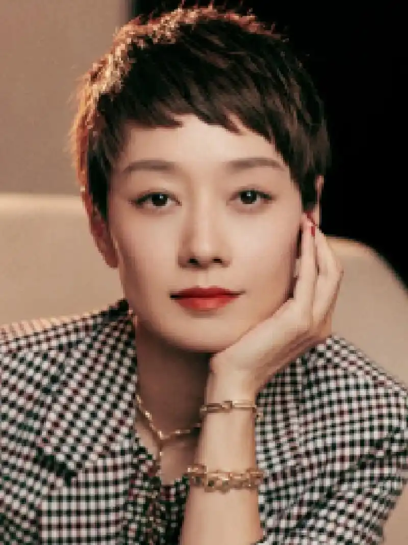 马伊琍#盛世美颜 #性感女星 #手机锁屏壁纸 #明星图片壁 - 抖音